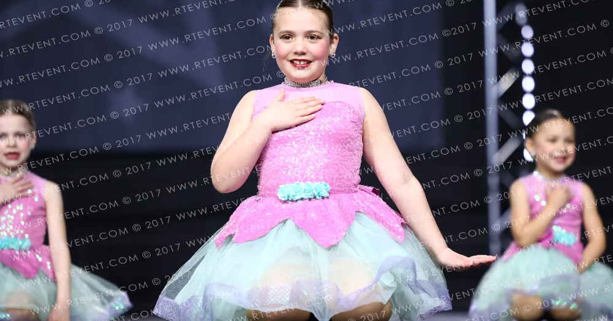 Foursis Dance Academy Foursis Dazzler Tiny Novice Dance Team-Lyrical · Dance Grand Nationals