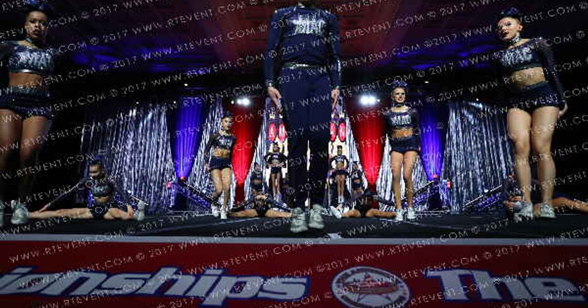 Macs Allstar Cheer MAC'S SENIOR STARZ · The American Grand Las Vegas Grand Nationals DIDII