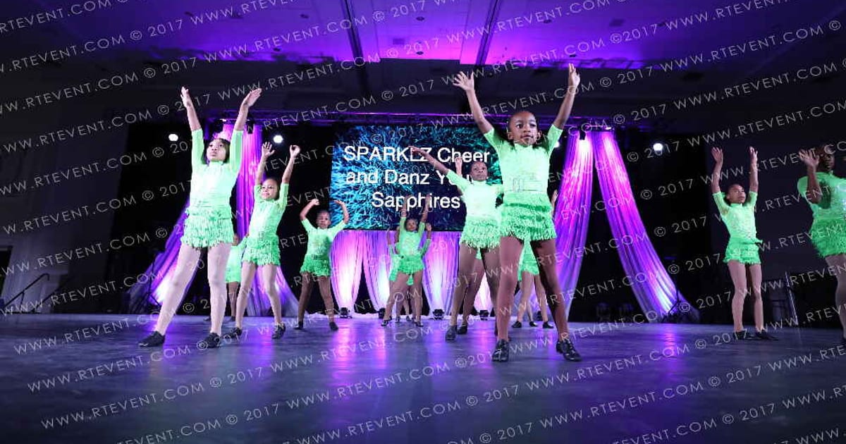 SPARKLZ Cheer and Danz Youth Sapphires · Holiday Spectacular