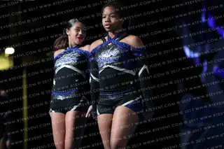 Tri-Town Competitive Cheerleading Lady Lightning