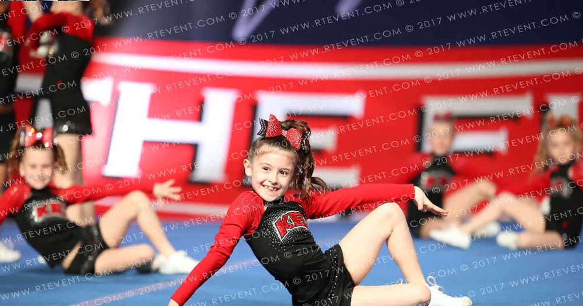 Kingsway Elite Rec Cheer Twinkle Stars · The Finale
