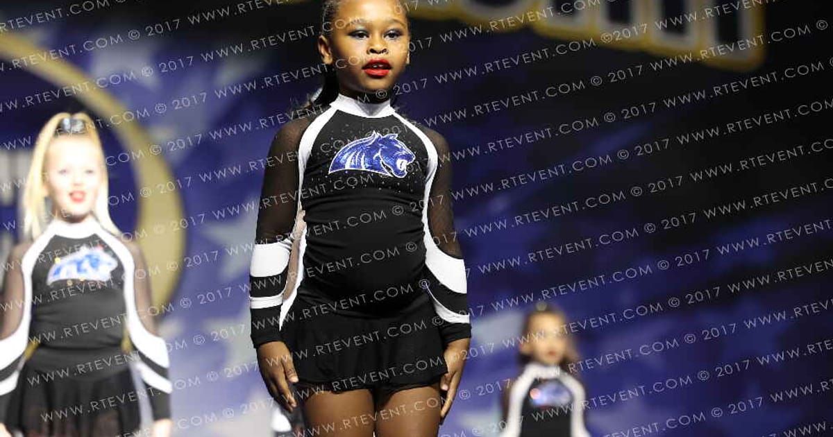 Bluegrass Athletics Blue Angels · American Cheer Power Columbus Grand Nationals