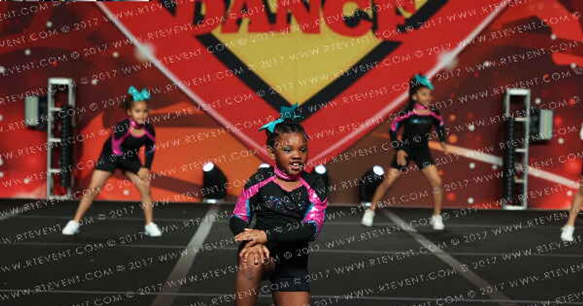 Fayetteville Cheerleading Academy Teal Diamonds · Spirit Sports Battle at the Beach Myrtle Beach Nationals