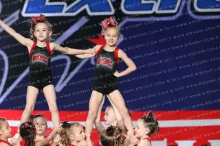 Kingsway Elite Rec Cheer Little Dippers