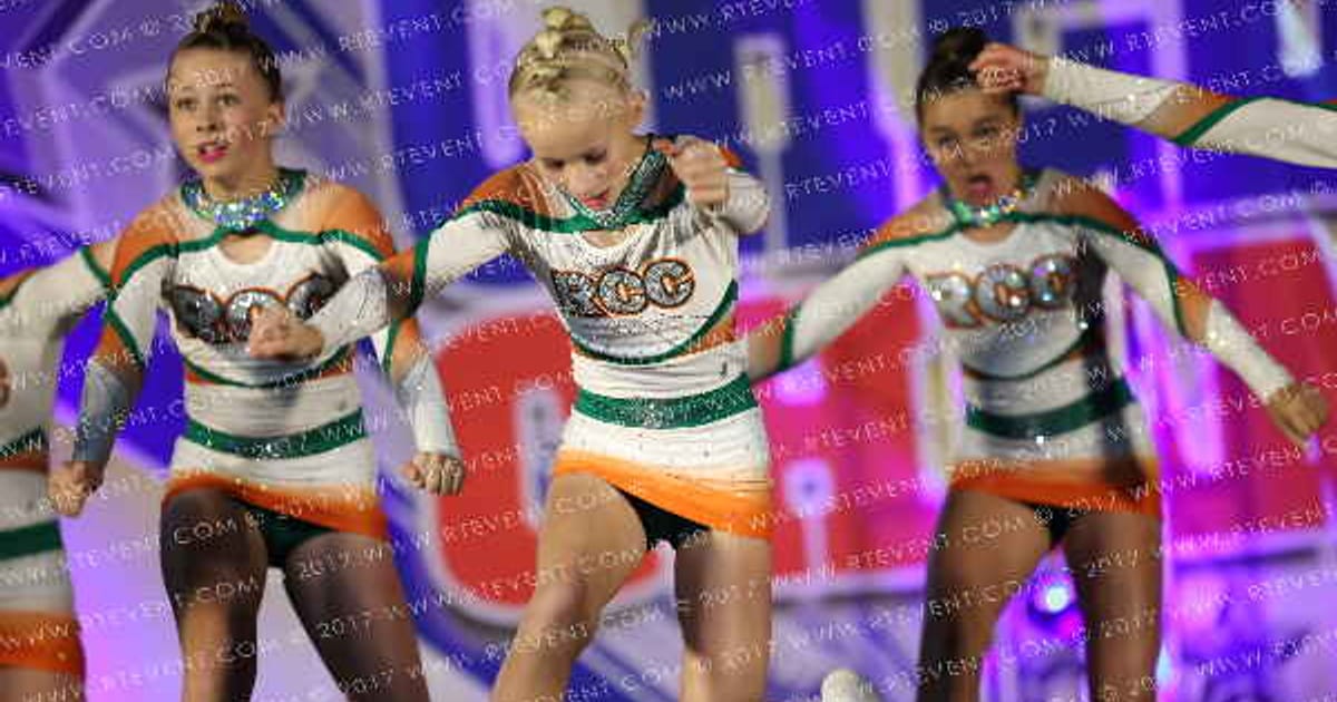 Raglan Coast Cheer Obsidian · The American Celebration