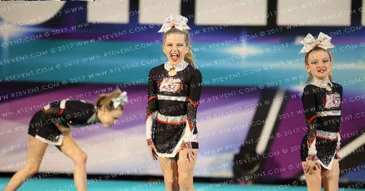 Hot Shots All Stars Pearly Girlies · CHEERSPORT Chattanooga Classic DIDII