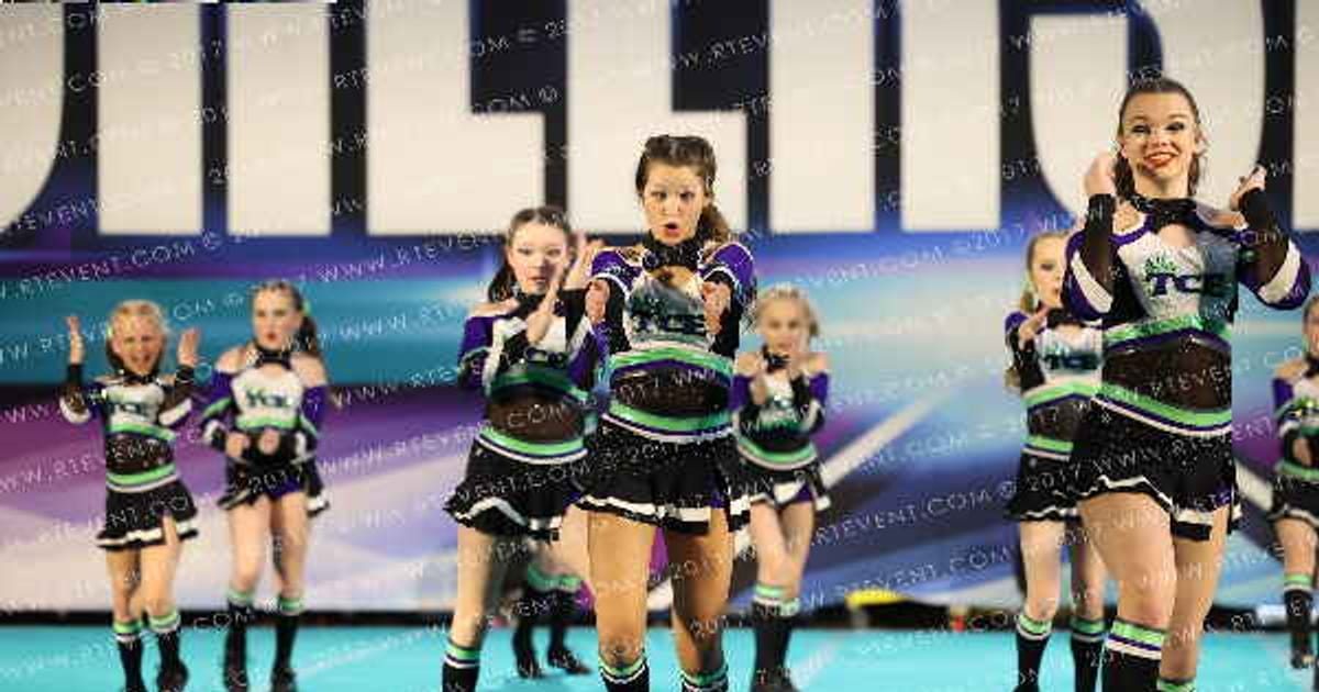 Triple Crown Elite ROYAL ACES · CHEERSPORT Chattanooga Classic DIDII