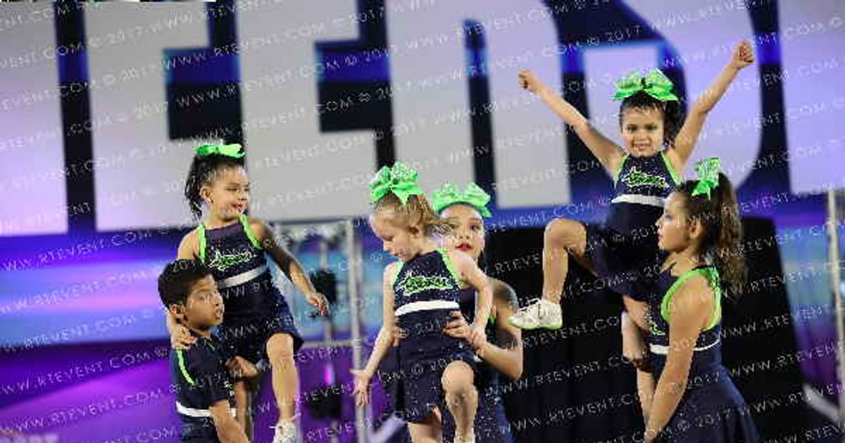 Cruces Cheer Storm Ultra Shock · Cheersport