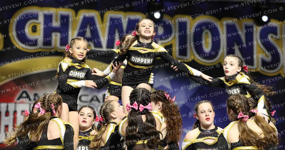 World Cup Little Dippers · American Cheer Power Columbus Grand Nationals
