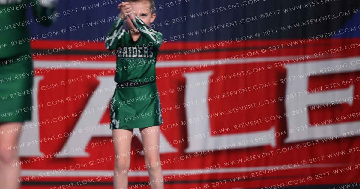 Twin Valley Youth Cheer Mini Squad · The Finale