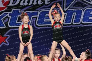 Kingsway Elite Rec Cheer Little Dippers