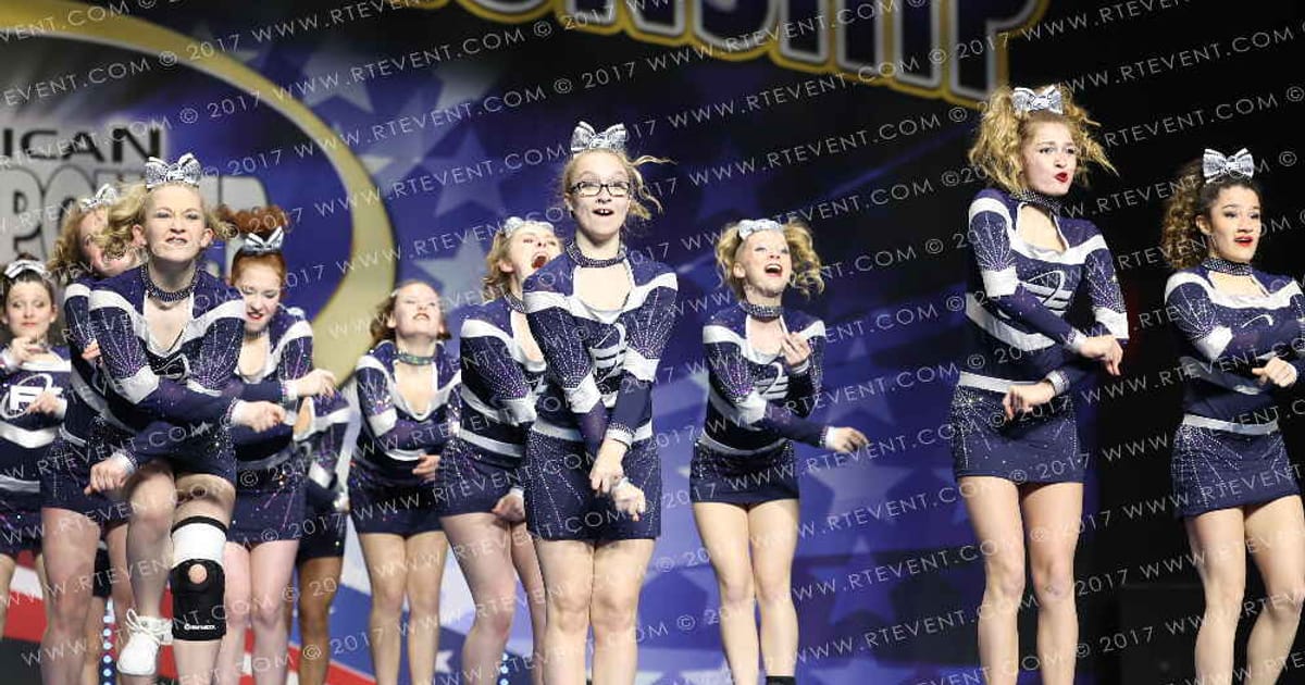 Findlay Cheer Elite Jr Legends · American Cheer Power Columbus Grand Nationals