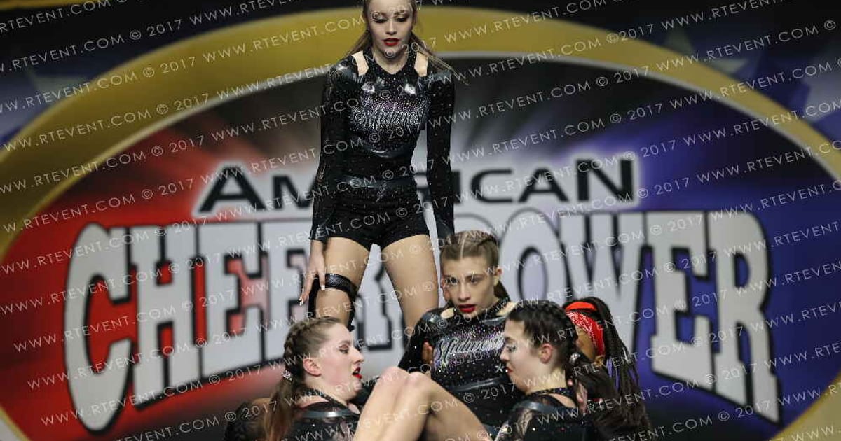 Midwest Cheer Elite-Columbus ViNTage · American Cheer Power Columbus Grand Nationals