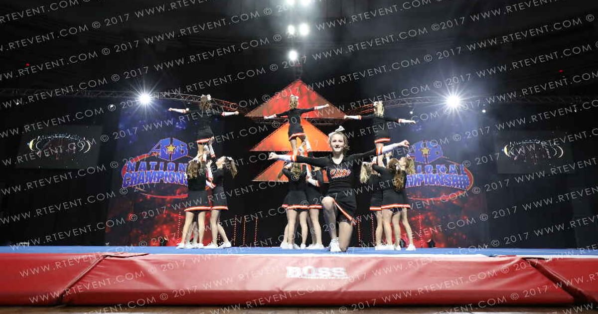 Pirates Cheerleading Club Elite · Americas Best Kansas City Grand Nationals