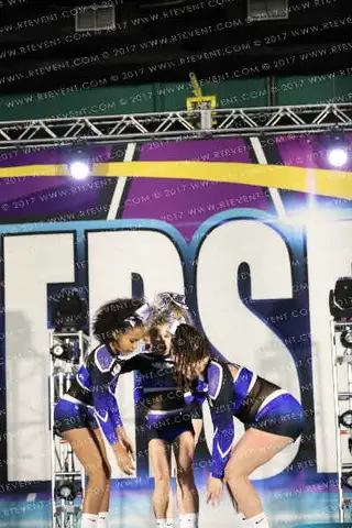 Dynamic Cheer Bombshells