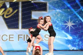 Kingsway Elite Rec Cheer Little Dippers