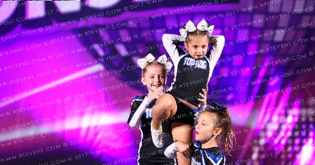 Florida Top Dog All Stars Mini Gold · American Cheer Power Tampa Showdown DIDII