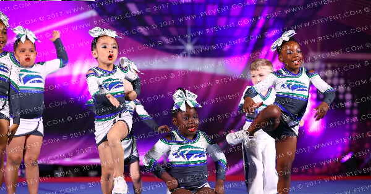 The Atlanta Jayhawks BOLTZ · American Cheer Power Tampa Showdown DIDII