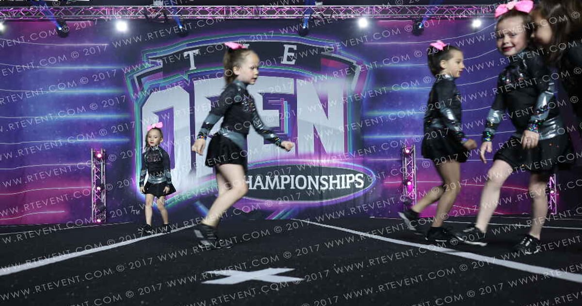 Arkansas Twister All-Stars Weather Girls · The Open Branson