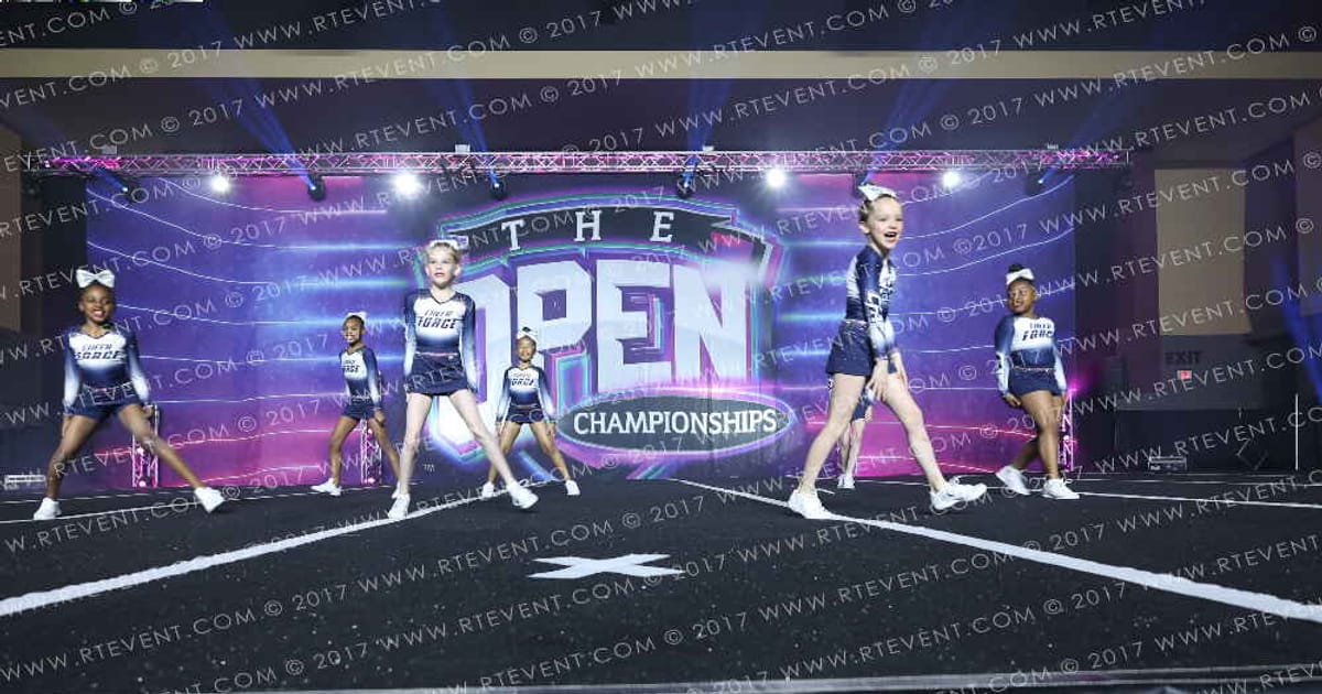 Cheer Force Arkansas Red Birds · The Open Branson