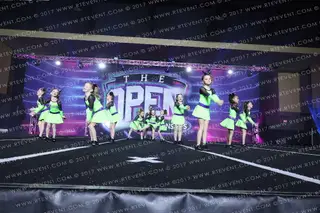 Quantum Athletics LLC Starbursts