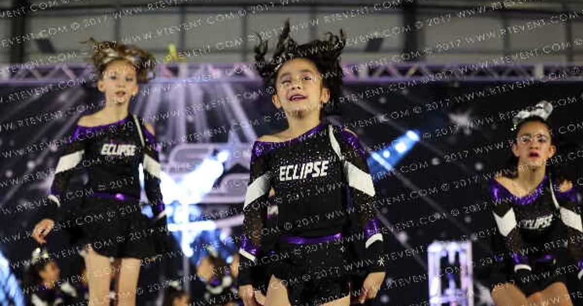 Desert Sky Eclipse Explosion · The US Finals Mesa