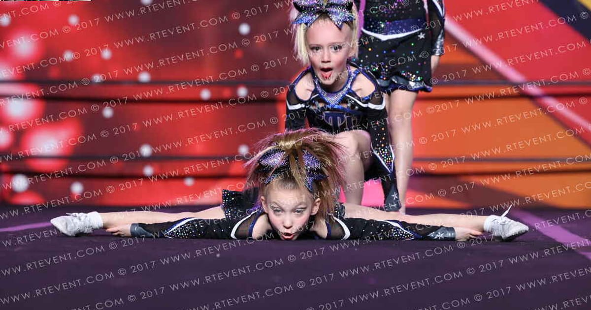 CTA Highflyers Cosmic Cuties · Pittsburgh Nationals