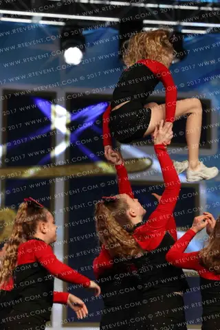 Kingsway Elite Rec Cheer Starbursts