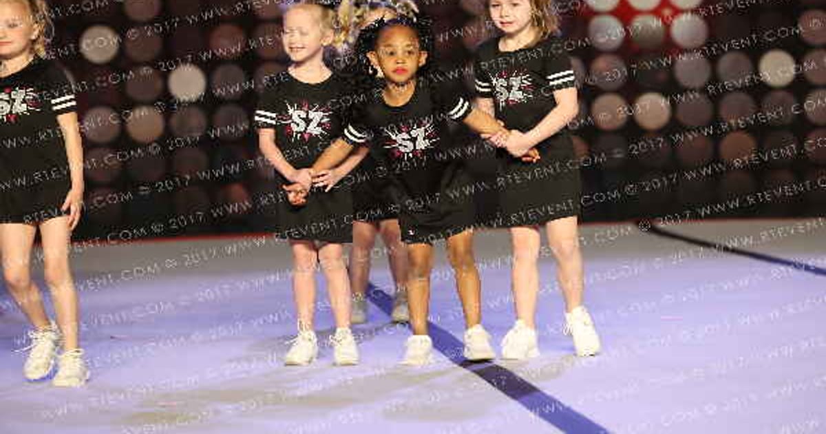 Spirit Zone Glitter Girls · Battle of the Midwest Updated
