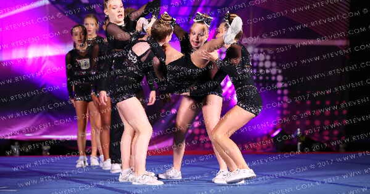 UKnight Training Center Prophecy · American Cheer Power Tampa Showdown DIDII