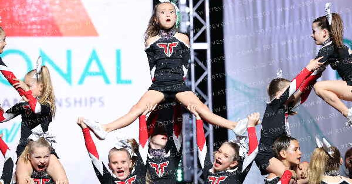 Tech Cheer Young Guns · The Southwest Regional Summit DIDII DAY TWO