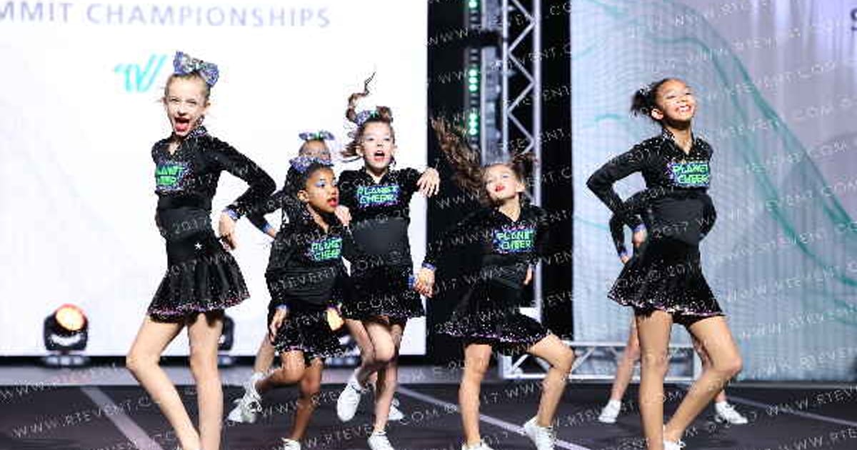 Planet Cheer Space Girls · The Southwest Regional Summit DIDII DAY TWO