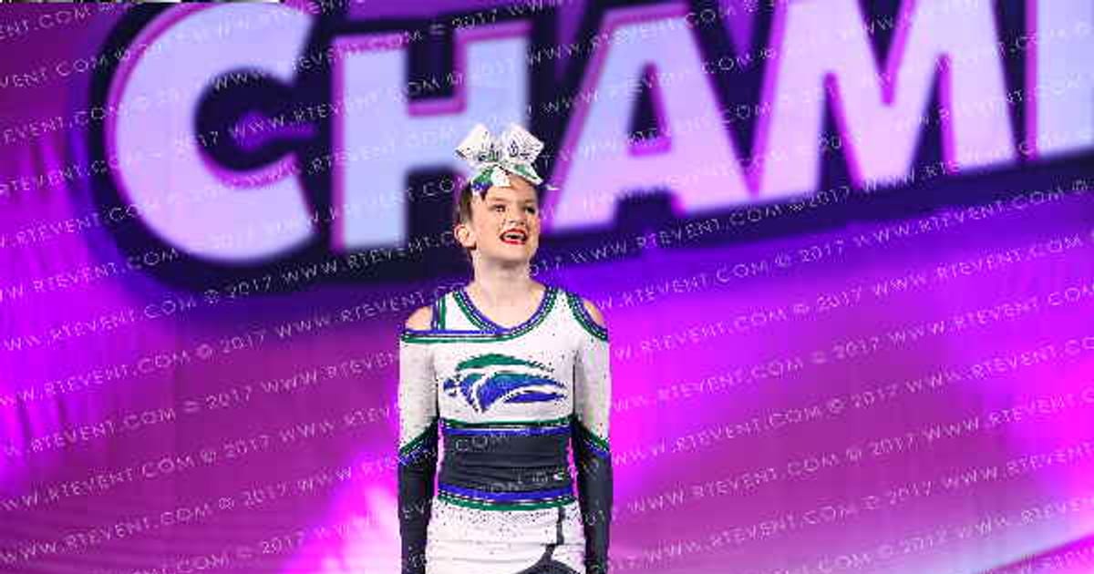 The Atlanta Jayhawks STING · American Cheer Power Tampa Showdown DIDII