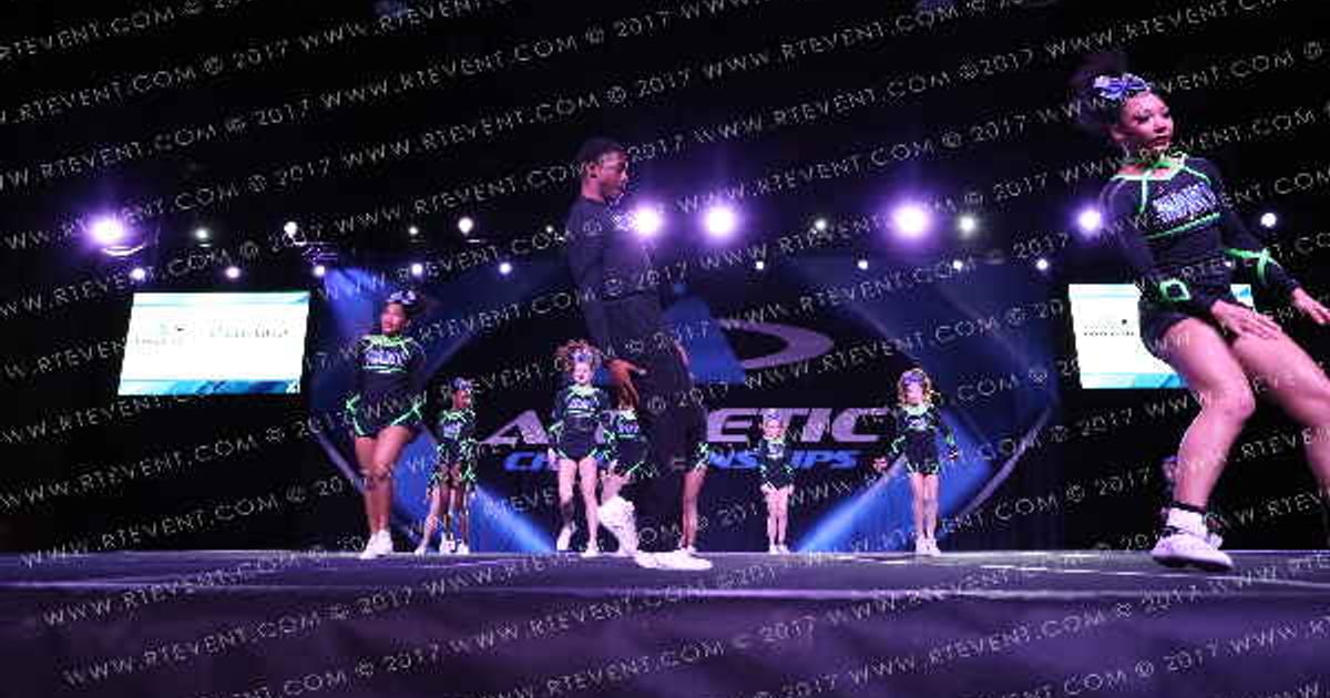 CT HART CHEER DIamonds · Providence Grand Nationals
