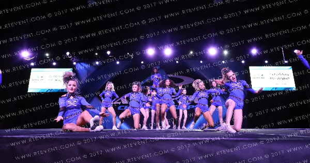 East Celebrity Elite - Hingham Ice Queens · Providence Grand Nationals