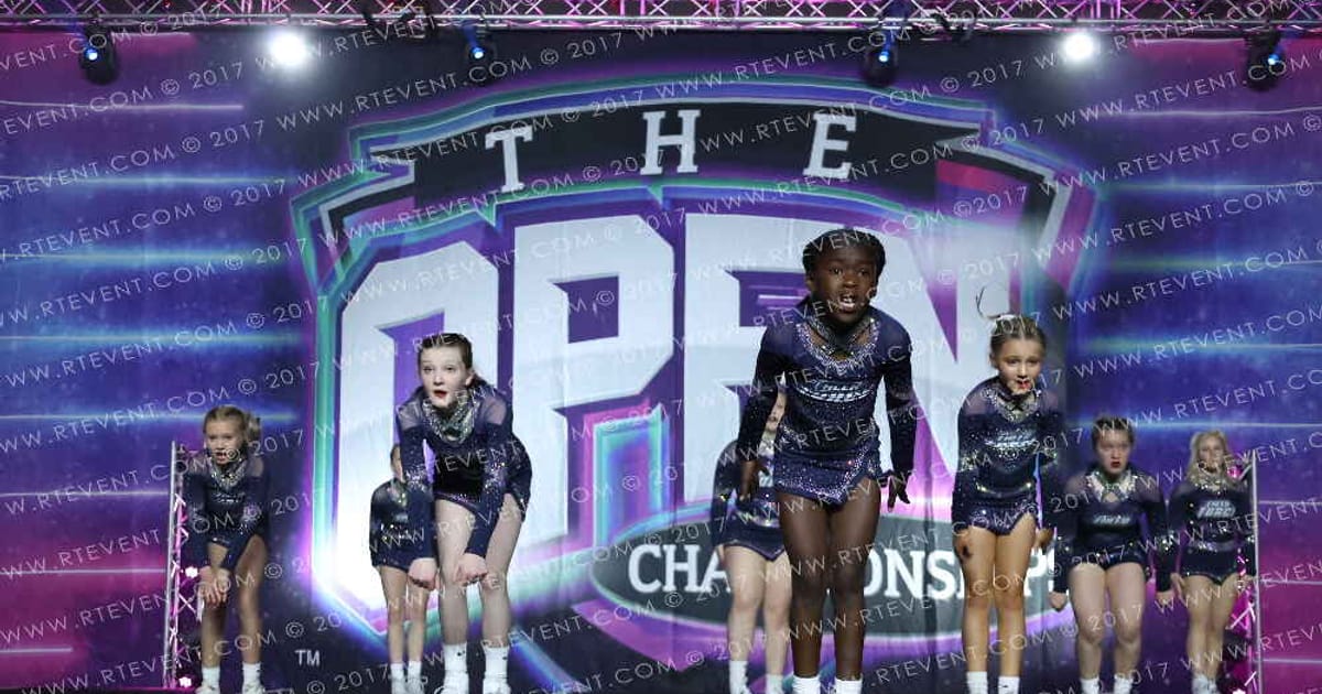 Cheer Force Arkansas War Eagles · The Open Branson