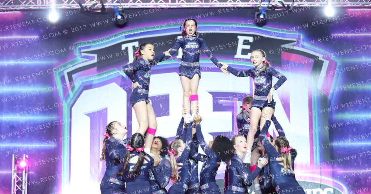 Cheer Force Arkansas Flamingos · The Open Branson