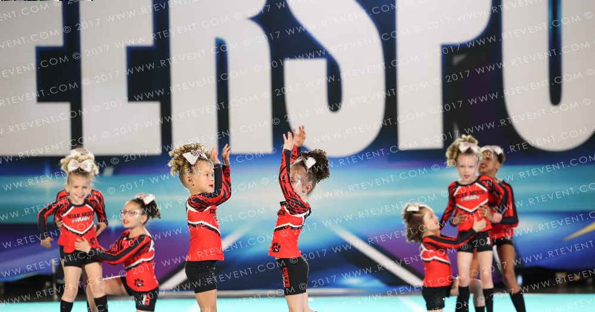 Soar Moor Cheer Dawgs Diamonds · Concord Classic Two
