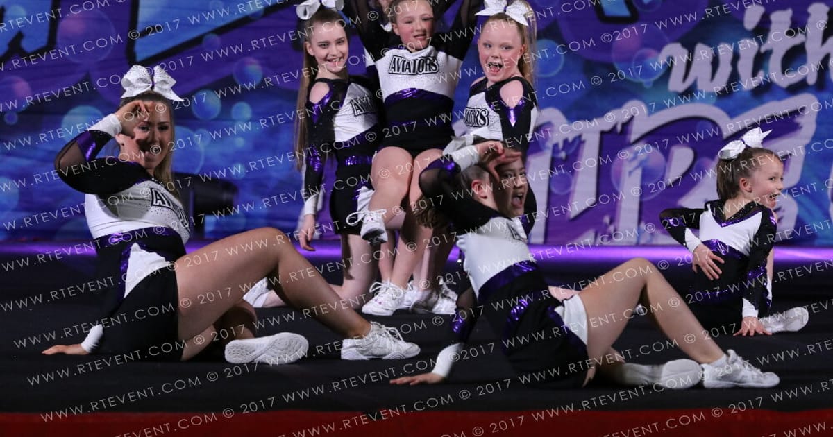 Aviators Cheer Comets · Adventure in Atlantis