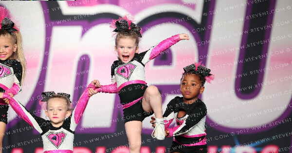 Diamonds All Stars Sequins · Grand Nationals