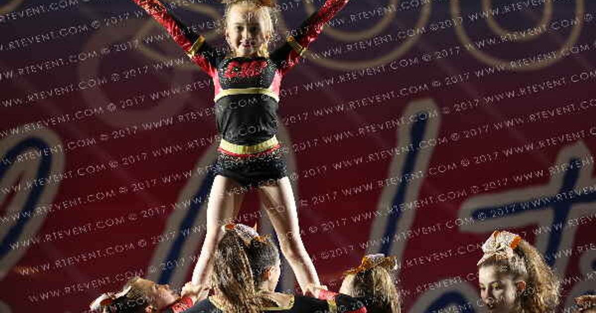 Cheer World Youth Hot Shots · Beach Nationals