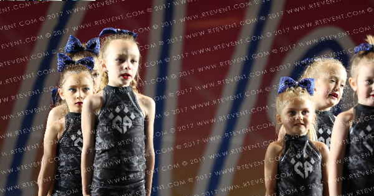 Cheer Athletics Pensacola Tiny Tidecats · Beach Nationals