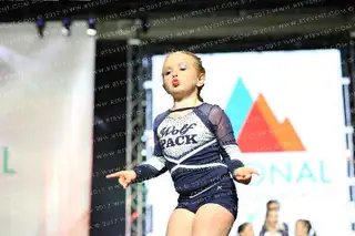 Wolfpack Glitz
