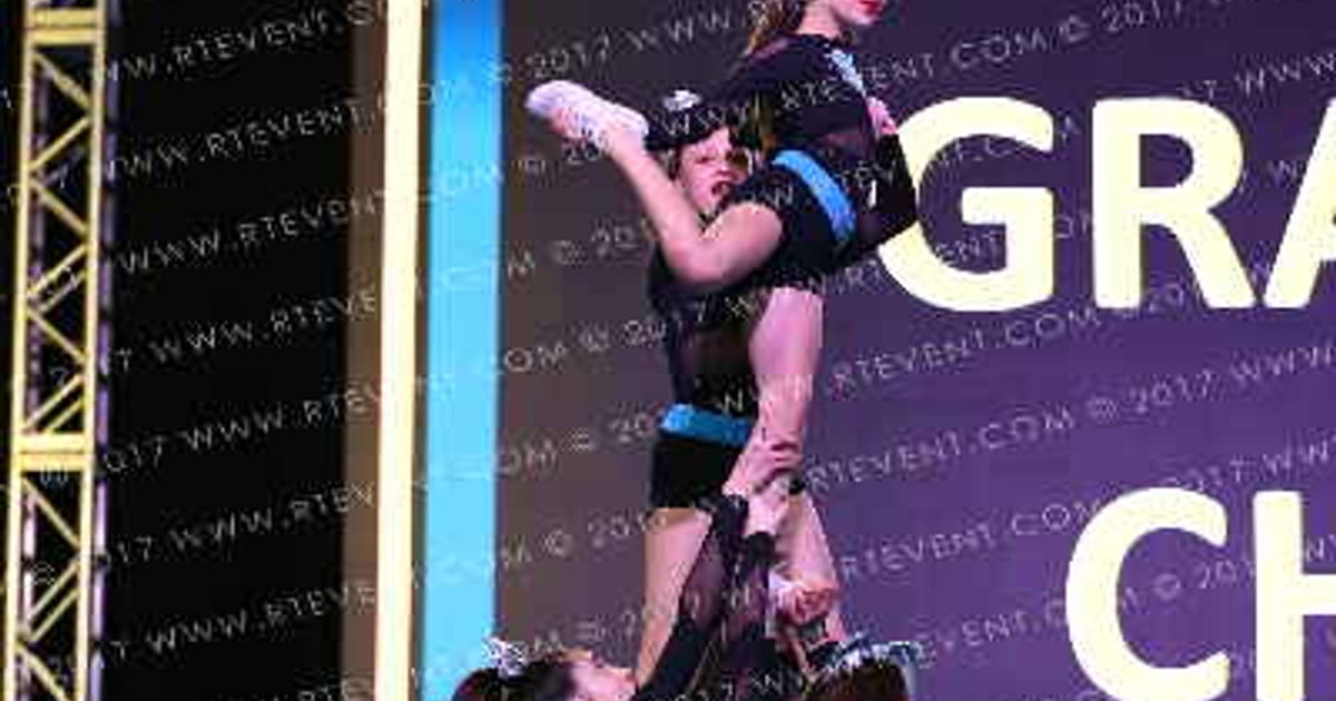 Gravity Cheer Galaxy · Mohegan Sun