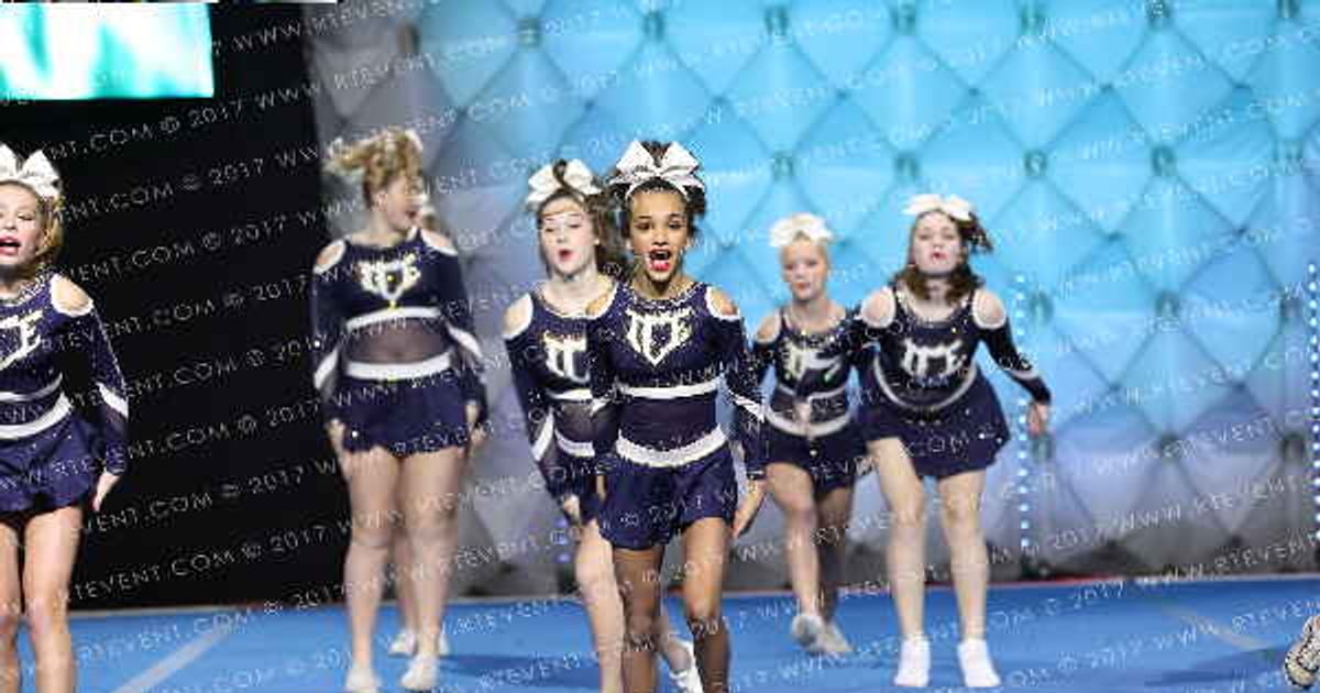 ICE Glacier Girls · Wisconsin Dells Grand Nationals