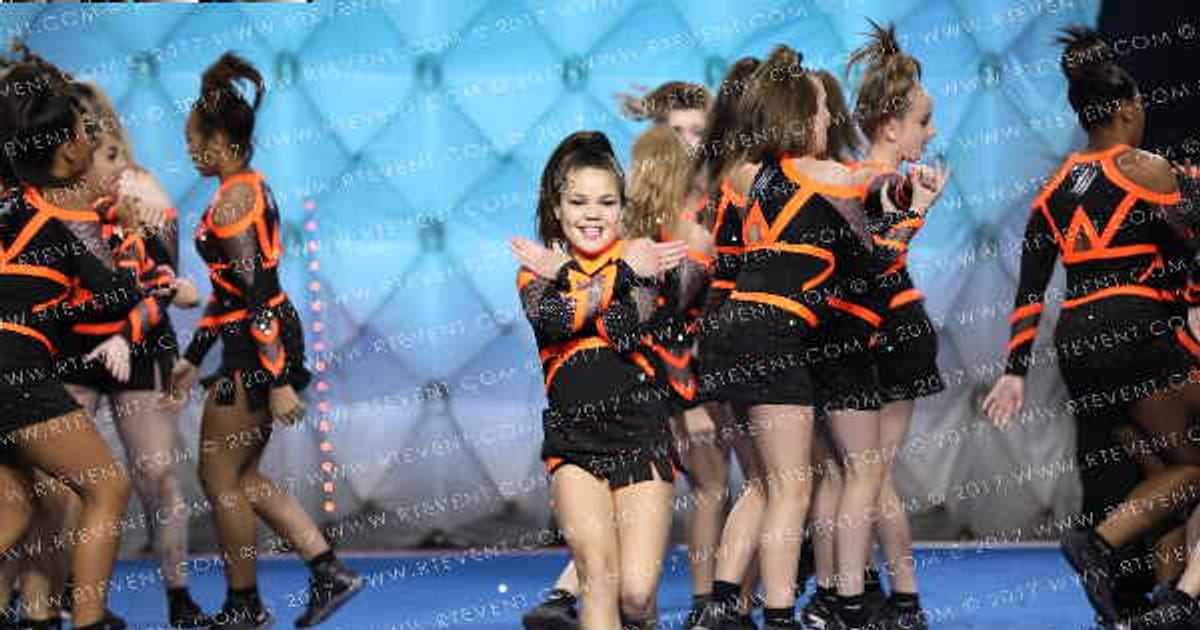 Wildcats Cheer Pride Leopards · Wisconsin Dells Grand Nationals