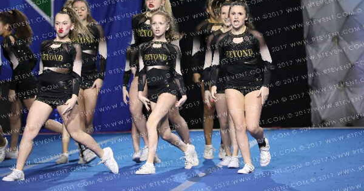 Beyond All Stars CRUSH · Wisconsin Dells Grand Nationals