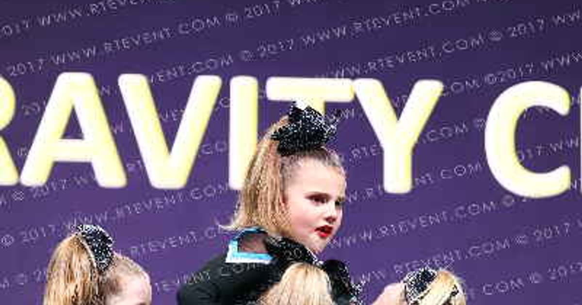 Gravity Cheer Little Dippers · Mohegan Sun