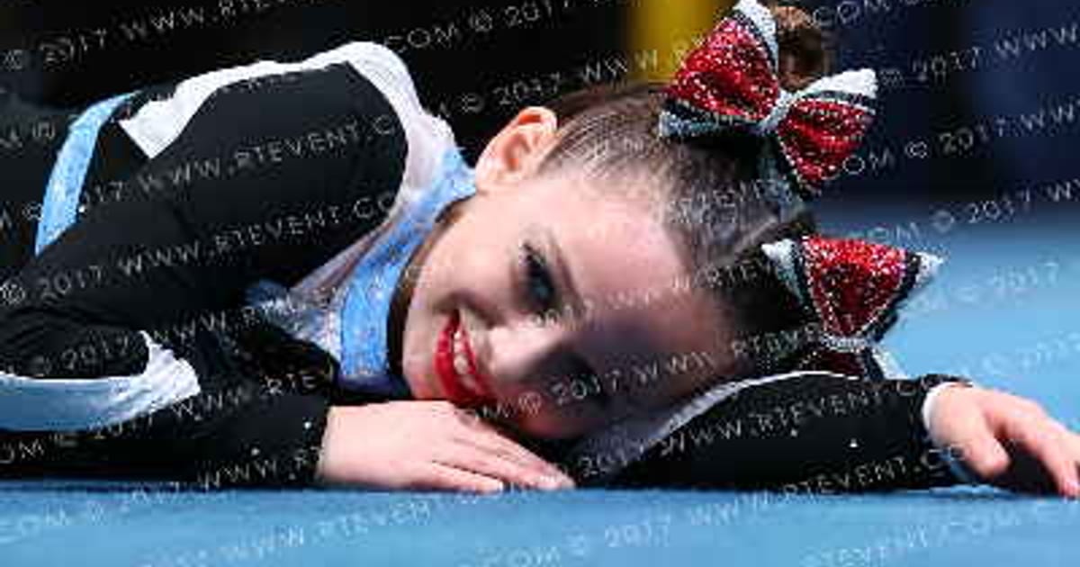 Rocket Cheer Mouses · Mohegan Sun
