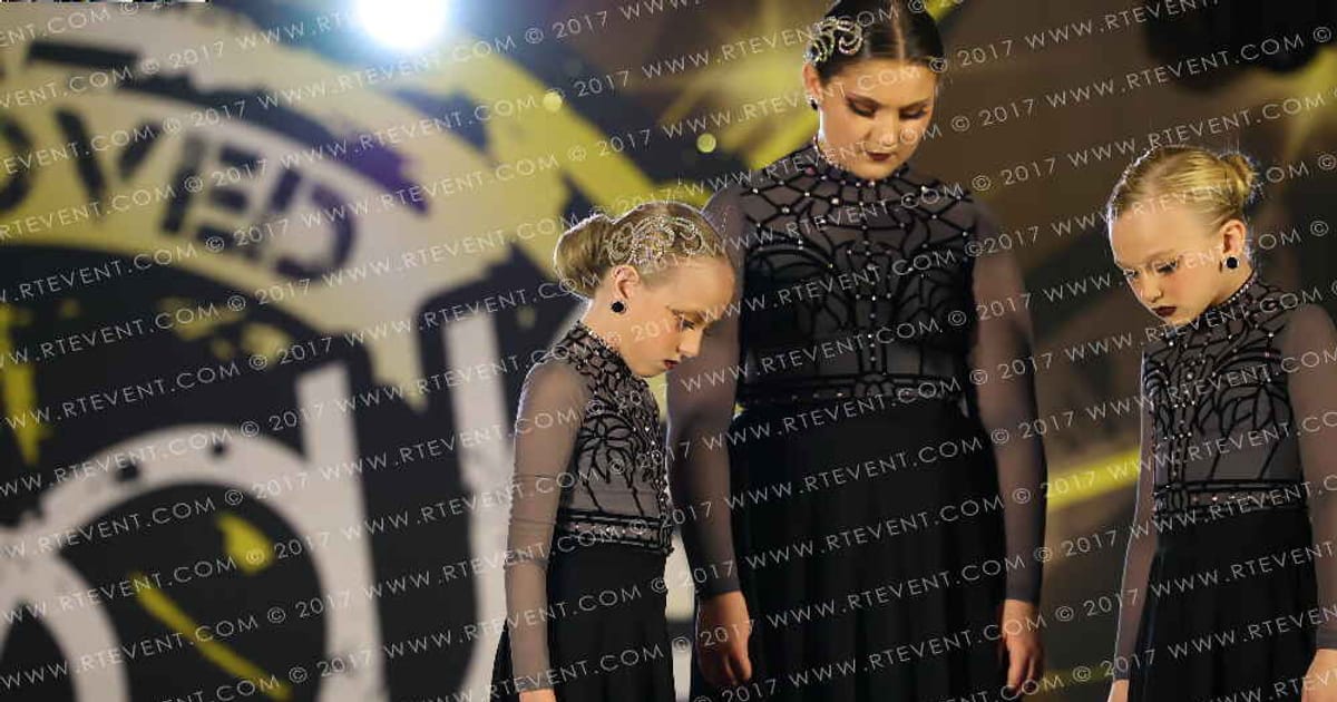 Midwest Cheer Elite Cleveland Youth Contemporary · Grand Nationals